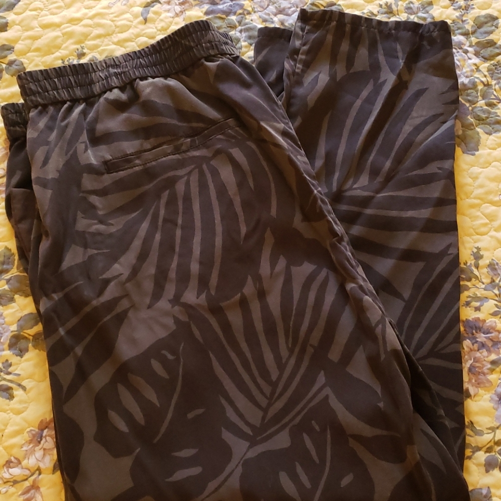 Gap Crop Pants